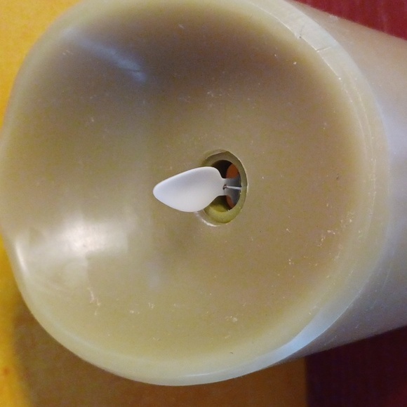 Lot of 2 Luminara Sage Green Forest Scented Flameless Candles - Picture 3 of 4